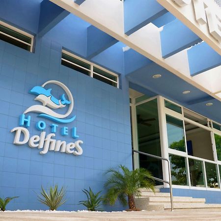 Hotel Delfines - A 2 Calles Del Acuario Veracruz Esterno foto